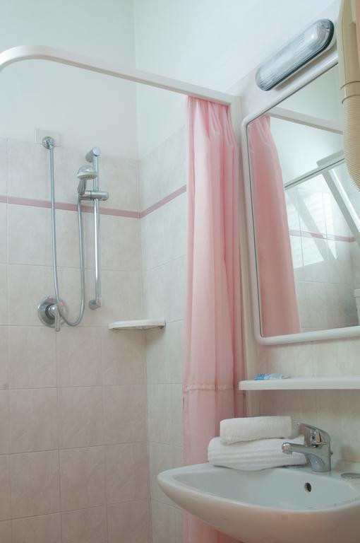 Piccolo Hotel Чезенатіко Номер фото